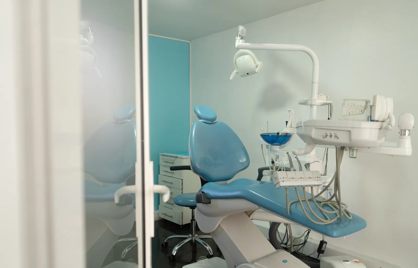 Box de atención dental del Centro Odontológico Dr. Mathijsen en Concepción